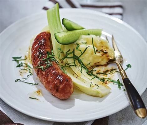  Potatismos med fläsk och fänkål - En smakrik explosion av krispighet och umami i Jingdezhen!